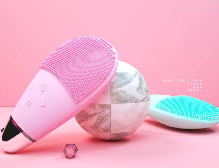 GlowClean™ Electric Facial Cleansing Brush